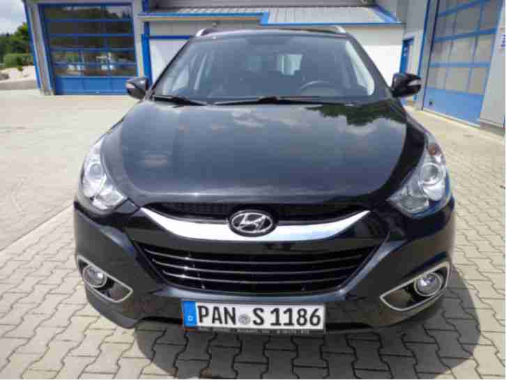 Hyundai ix35 2.0 2WD Premium-AHK-Klima-Unfallfrei-TOP-Zustand