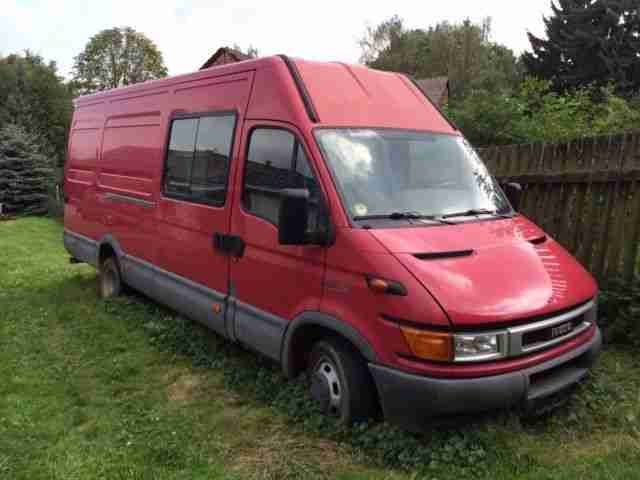 IVECO Daily 35C13 LKW geschlossener Kasten