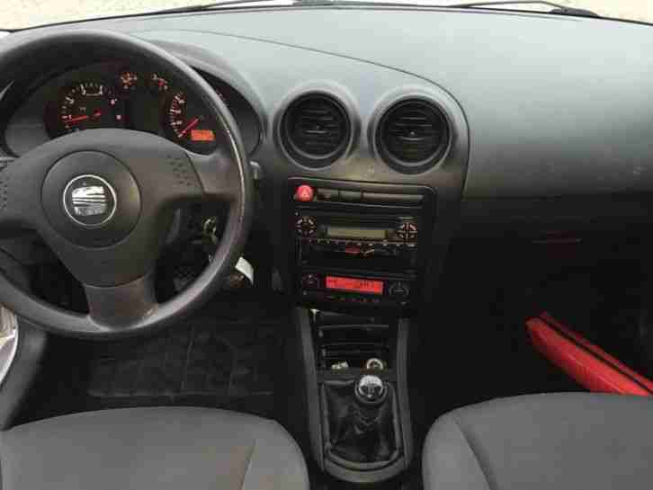 Ibiza1,4 Sehr Gepflegt 15Zoll Alufelgen Bj25/11/2004ps75Klimaautomatik Km149371