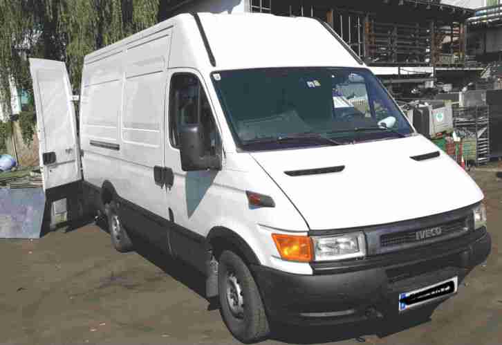 Iveco Daily Kastenwagen BJ 04 390 tkm 3, 5 to 2, 8 lt