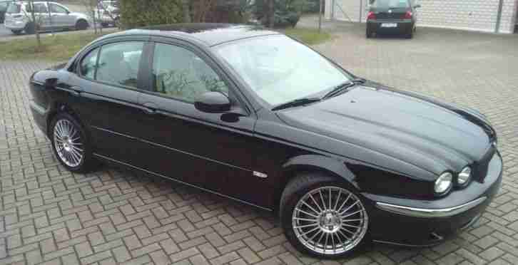 JAGUAR X-Type schwarz BJ2004 beige Leder Innen 2,0l Diesel 136PS AHK 133500km