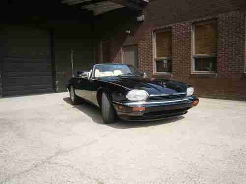 JAGUAR XJS CABRIO 1996 SCHWARZ 4.0L 6 CYLINDER MOTOR WERTSTEIGERUNGSPOTENZIAL