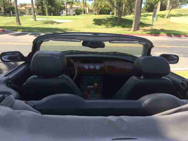 JAGUAR XK8 CABRIO 07.2002 mit 140 TKM Scheckheft - Vollausstattung -