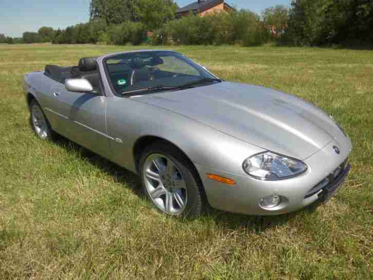JAGUAR XK8 CABRIO