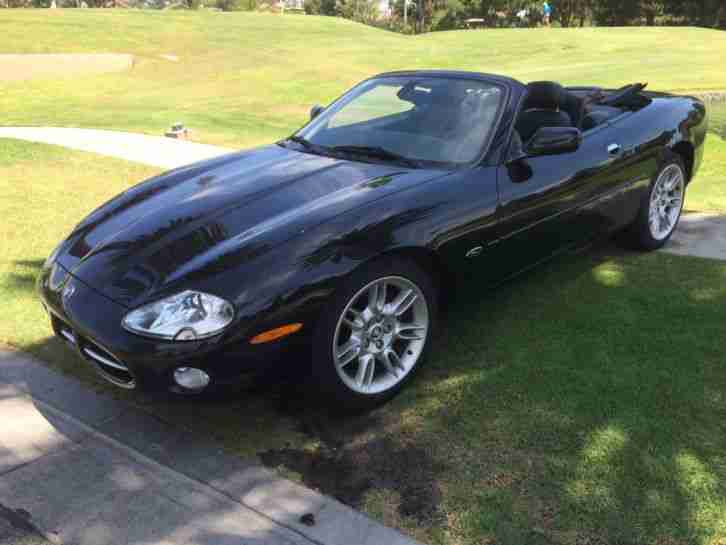 JAGUAR XK8 CABRIO -Juli/2002 - Schwarz/Schwarz - Vollausstattung & 139TKM