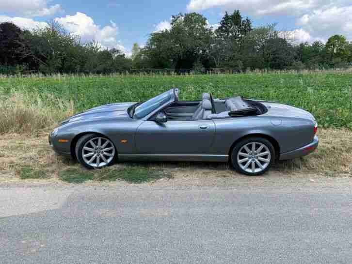 JAGUAR XK8