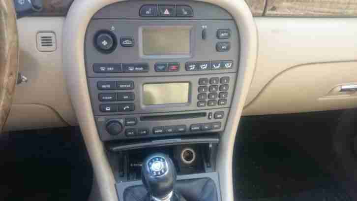 Jaguar CF1 X-Type Estate Executive 2,2L, Kombi, AHK, Schiebedach, Motorschaden