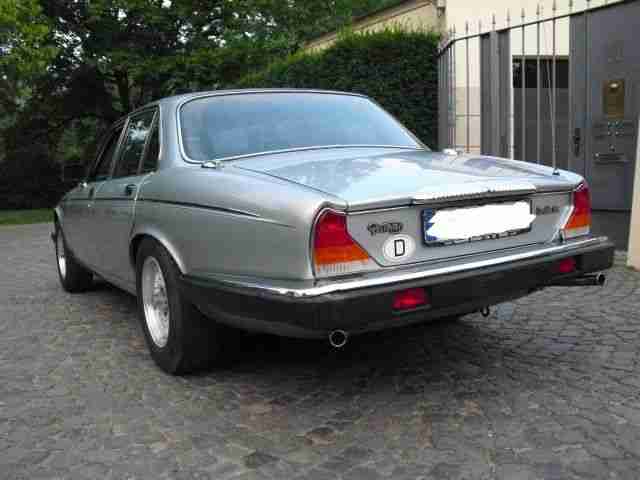 Jaguar Daimler Double Six Baujahr 1990 TÜV neu Silver seafrost met Leder Iceblue
