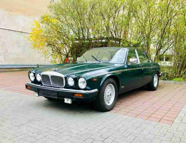 Jaguar Daimler Double Six V12 Scheckheft, überholt, top gepflegt, fast Oldtimer