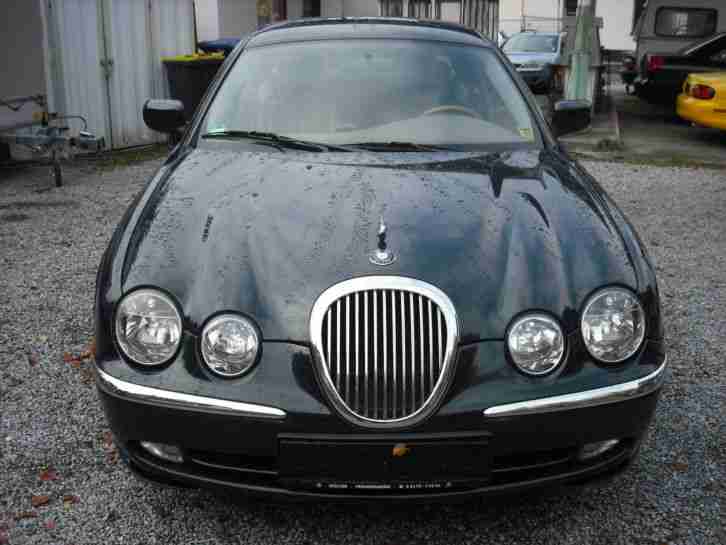 Jaguar-S-Typ-3,0