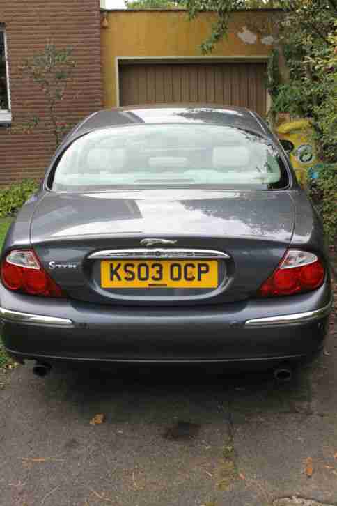 Jaguar S-Type 2.5 V6 Executive