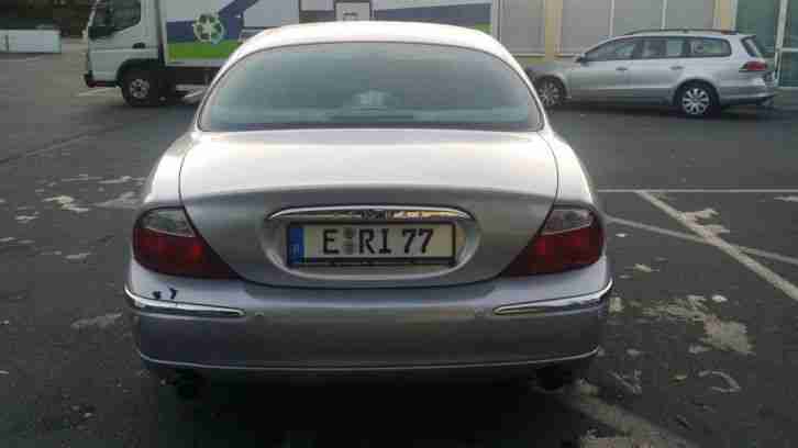 Jaguar S Type 3.0 L Mit LPG und Tüv...VOLL...VOLL...VOLL...NUR 3 TAGE !!!