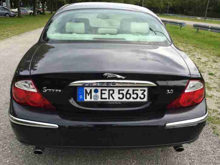 Jaguar, S-Type, 3.0 V6, 168915 km, schwarz-metallic, Executive