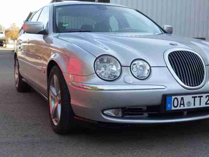Jaguar S-Type 4,0 V8