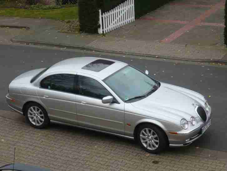 Jaguar S-Type 4.0 - V8 - Liebhaberfahrzeug / TOP-Zustand / original km 47800