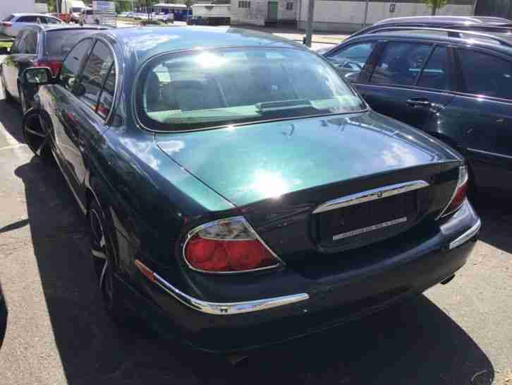 Jaguar S-Type 4.0 V8 mit schöner Ausstattung, allerdings auch Mängeln