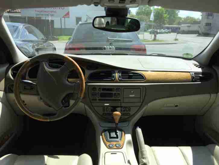 Jaguar S-Type 4.0 V8 mit schöner Ausstattung, allerdings auch Mängeln