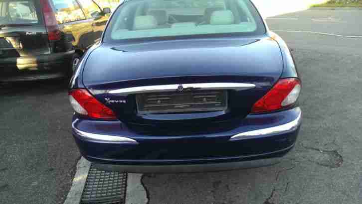Jaguar X-Type 2,0 V6 mit 73000 Km