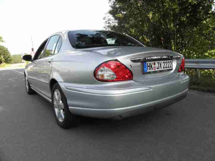 Jaguar X-Type 2,2D - Ez.12/06 mit DPF = grüne Umweltplakette