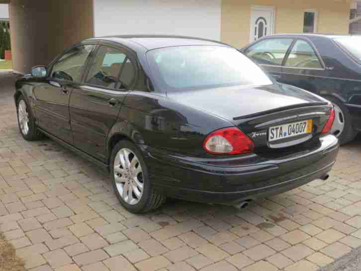 Jaguar X-Type 2,5 V6 ALLRAD, KLIMA, LEDER / LPG-Autogasanlage inklusive