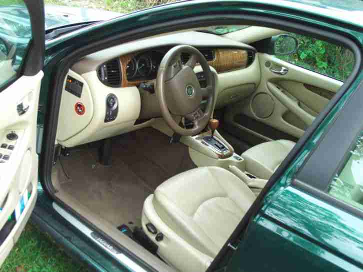 Jaguar X-Type 2,5 V6 Automatik, Executive, mit Vialle-Flüssiggasanlage (LPG)