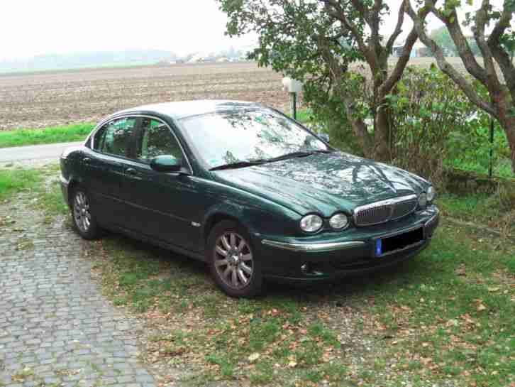 X Type 2, 5 V6 Automatik, Executive, mit Vialle