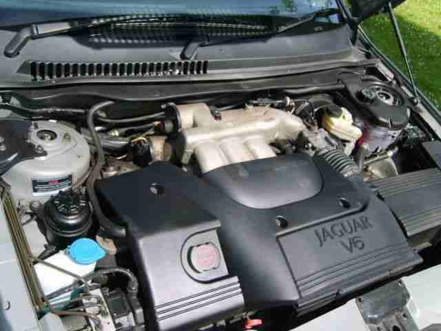 Jaguar X-Type 3.0 TÜV / AU NEU - Leder, Navi, Tempomat, Alarm,DVD, CD, Parktr.