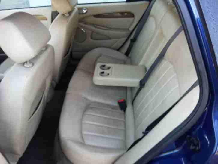 Jaguar X Type Allrad Kombi
