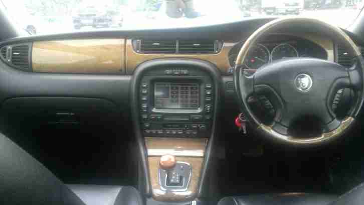 X Type Auto 176, 707 KM Motor 18560KM