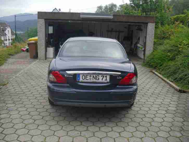 Jaguar X Type Diesel 2,2 Limousine TÜV 3/15 Klima Leder Navi