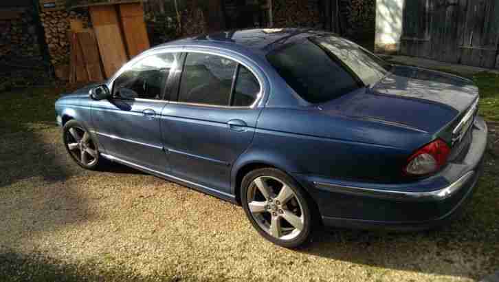 Jaguar X-Type V6 156 PS Automatik Limousine Unterbodenschutz Mike Sanders