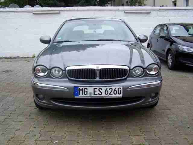Jaguar X Type