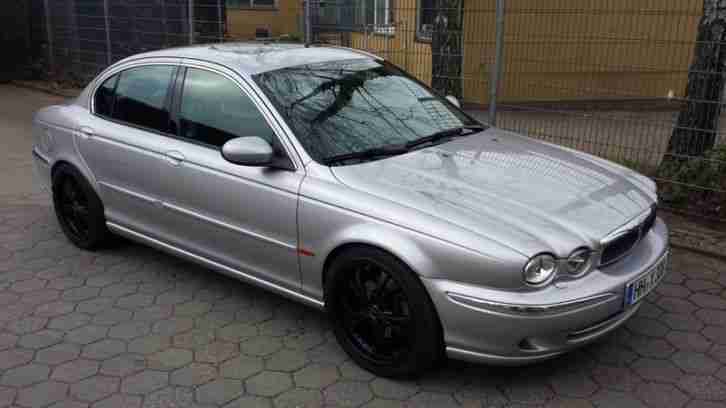 Jaguar X-Type orig. 40800 km,Silbermetallic, 2,0 Liter, 156 PS Vollausstattung