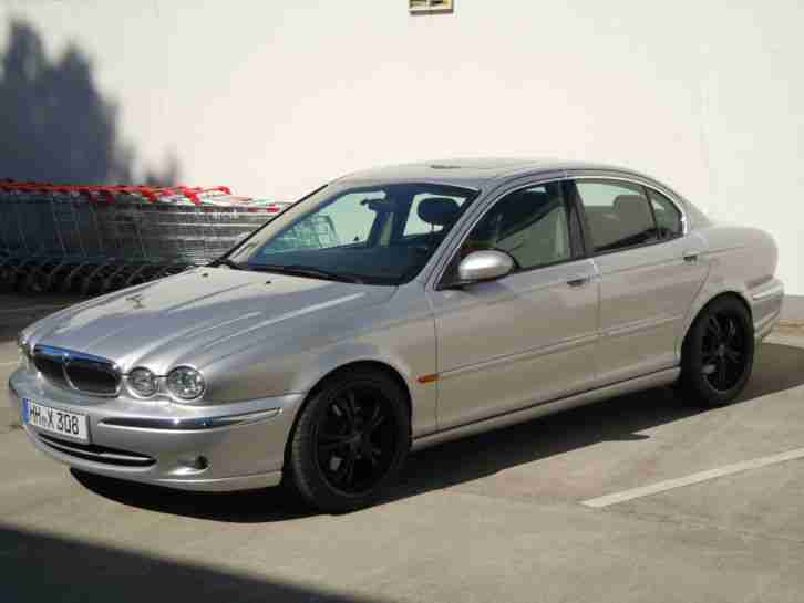 Jaguar X-Type orig. 41800 km,Silbermetallic, 2,0 Liter, 156 PS Vollausstattung