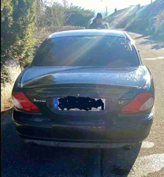 Jaguar X-Type