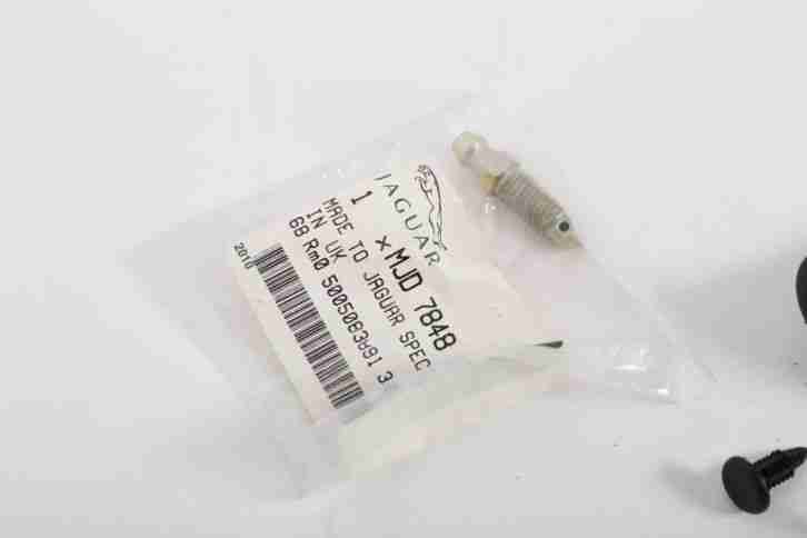 Jaguar X300 Bremsen Entlüftungsschraube und weitere neue Kleinteile, 6 Stopfen