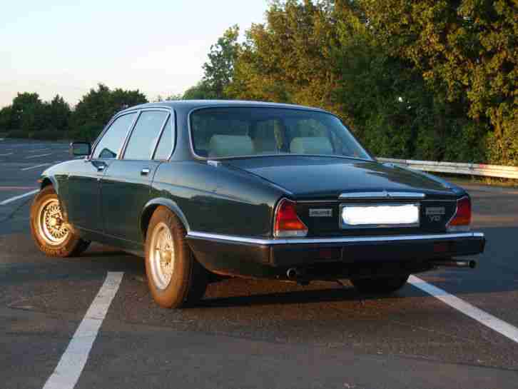 Jaguar XJ 12
