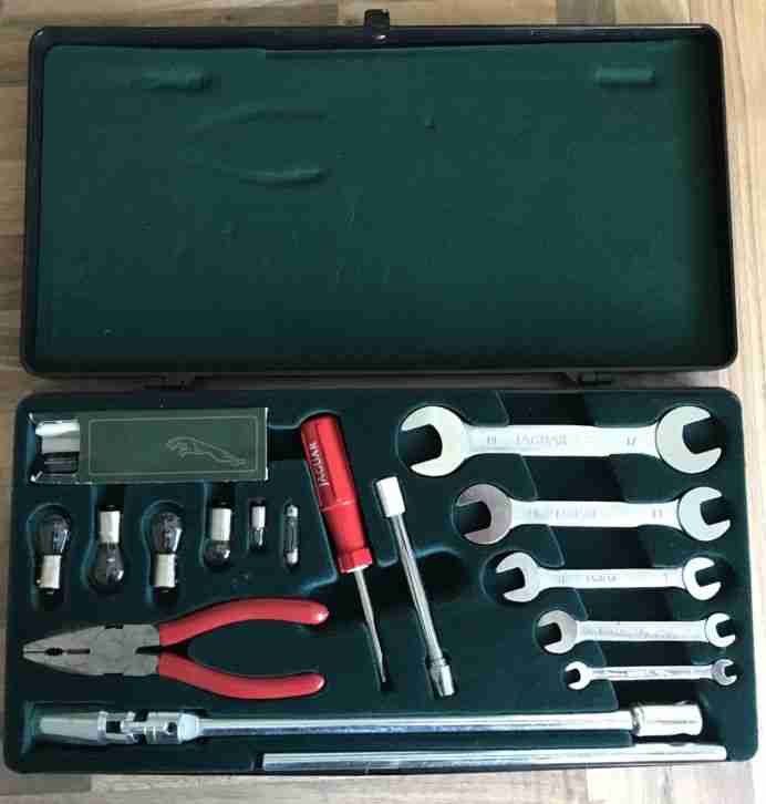 XJ XJS Bordwerkzeug Tool Kit