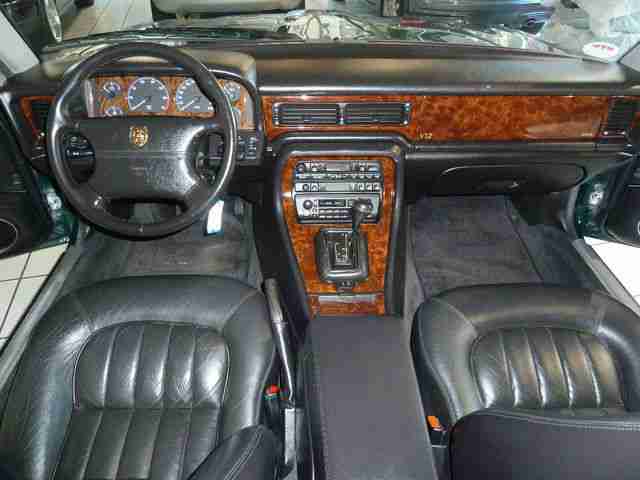 Jaguar XJ12 6.0l V12 Typ x300