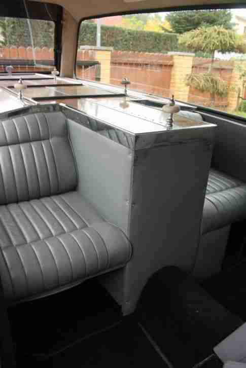 Jaguar XJ40 Daimler Leichenwagen