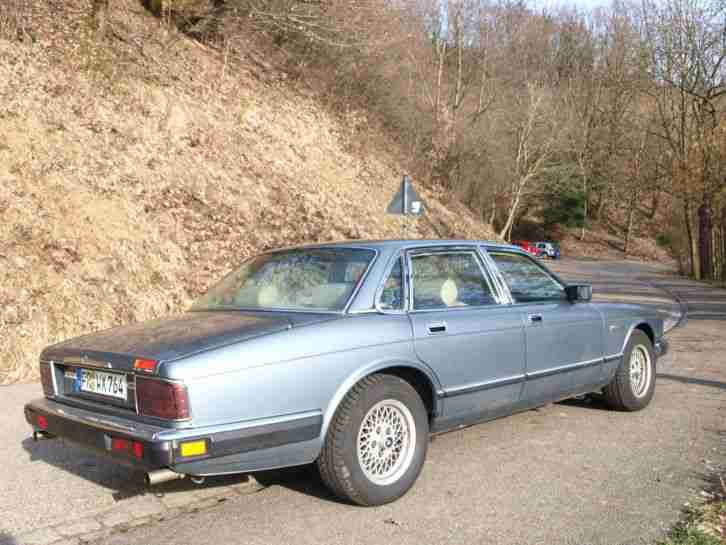 Jaguar XJ40 Sovereign 4.0 Liter 222 PS Linkslenker nur 143 tkm HU 08/2015 LHD