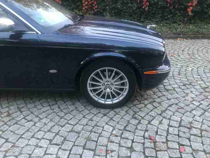 Jaguar XJ6 2.7 Twin Turbo Diesel Executive
