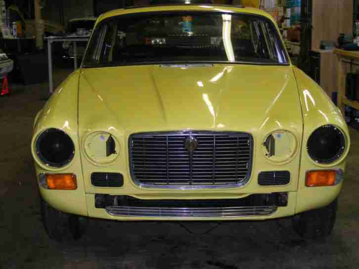 Jaguar XJ6 Serie 1 , 4,2 , zum fertigstellen , Scheunenfund teilrestaueriert