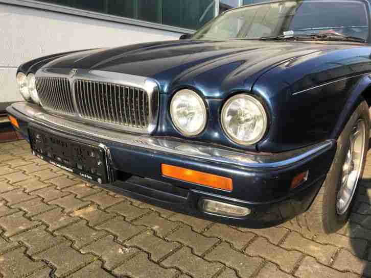 Jaguar XJ6 XJ 3.2 Liter X300 Executive blau Automatik Klima Youngtimer Oldtimer