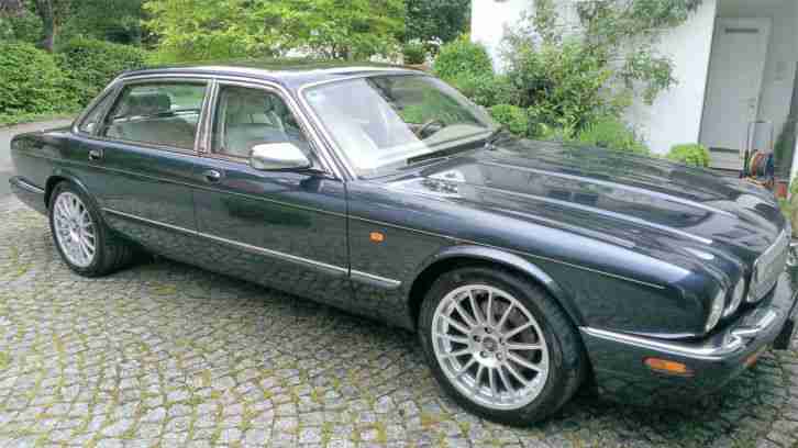 Jaguar XJ8 Daimler Super V8 Traumauto mit Vollausstattung und Autogas LPG