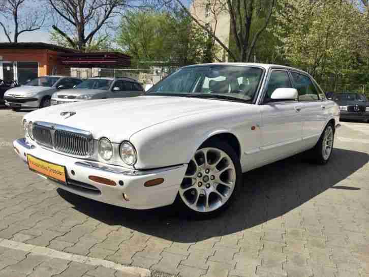 Jaguar XJ8, XJ40 98, weißes Leder