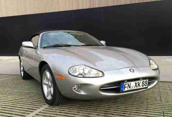 XK 8 Cabrio original nur ca. 70000 km in 2. Hand