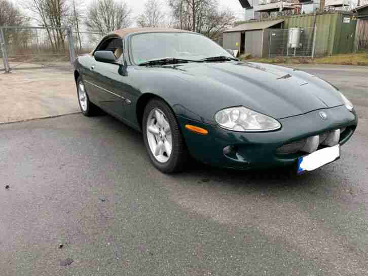 Jaguar XK8 Cabriolet - HU 01-2023
