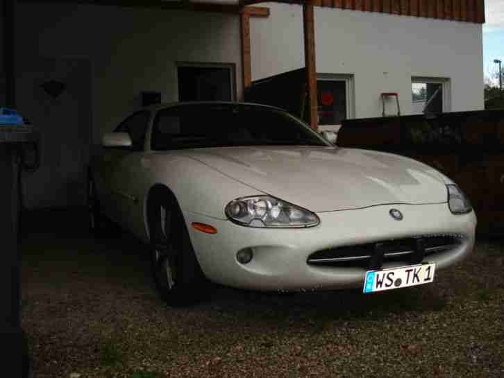 XK8 Coupe, 4, 0 V8, weiss, LHD, 05 98 , 230000