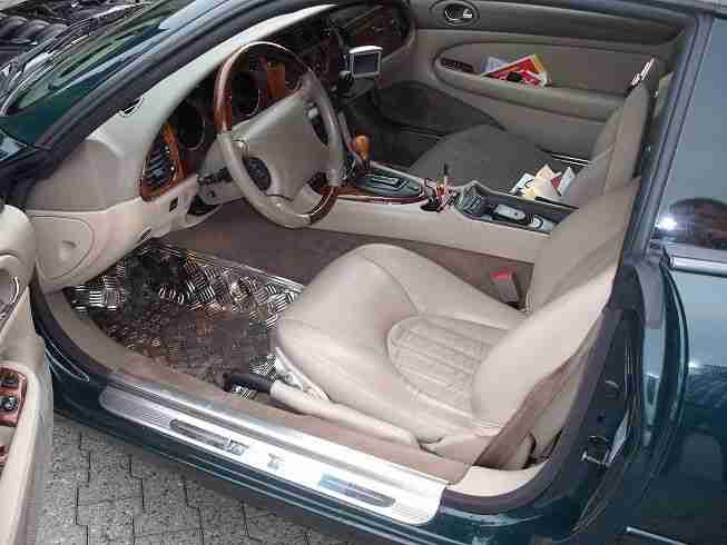 Jaguar XK8 Coupe Rio Bravo REDUCERE